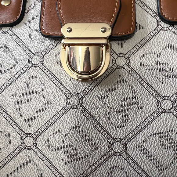 Dasein NWOT's - Womens Two-Tone Monogram Barrel Shoulder/Crossbody Purse - Picture 15 of 16